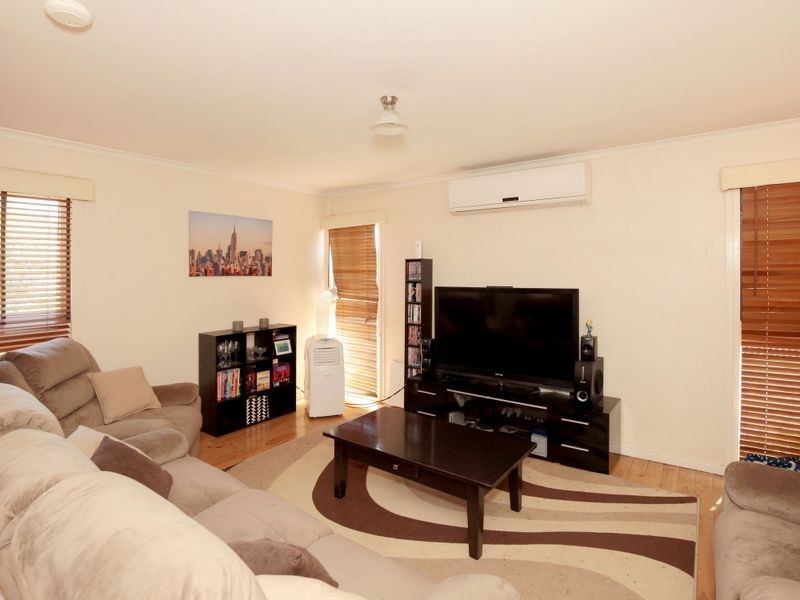 52 Ziegler Avenue, Kooringal NSW 2650