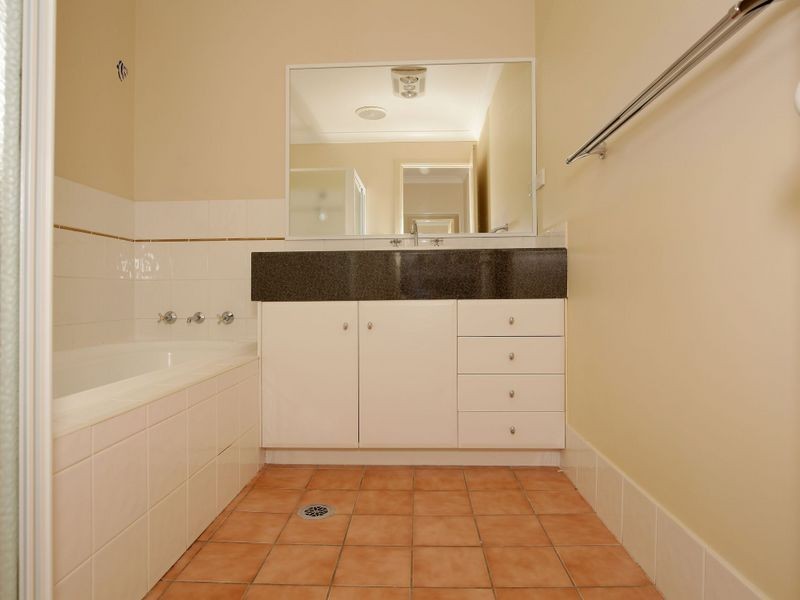 45 Tamar Drive, Tatton NSW 2650