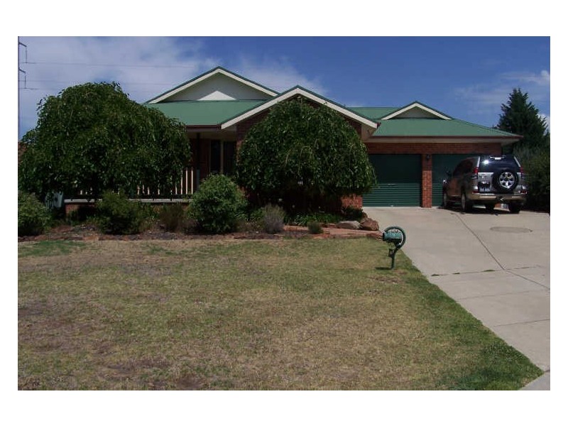 9 Malebo Place, Tatton NSW 2650
