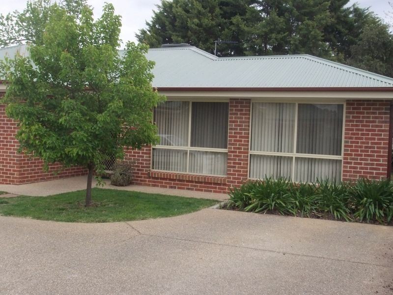 2/370 Lake Albert Road, Kooringal NSW 2650