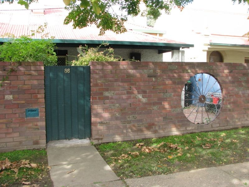 86 Kincaid Street, Wagga Wagga NSW 2650