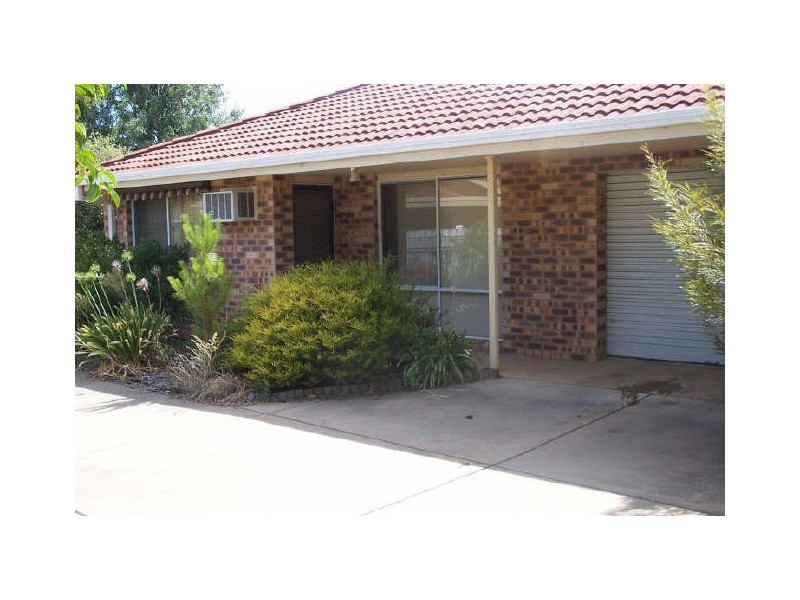 1/22 Incarnie Crescent, Wagga Wagga NSW 2650