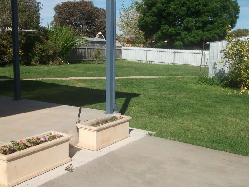 25 Cox Avenue, Forest Hill NSW 2651