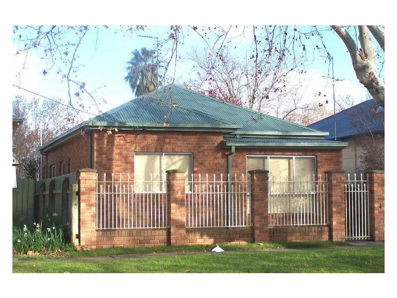 10 Albert Street, Wagga Wagga NSW 2650