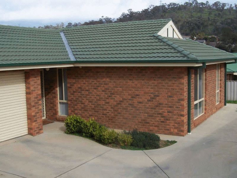 2/14 Kilpatrick Street, Kooringal NSW 2650