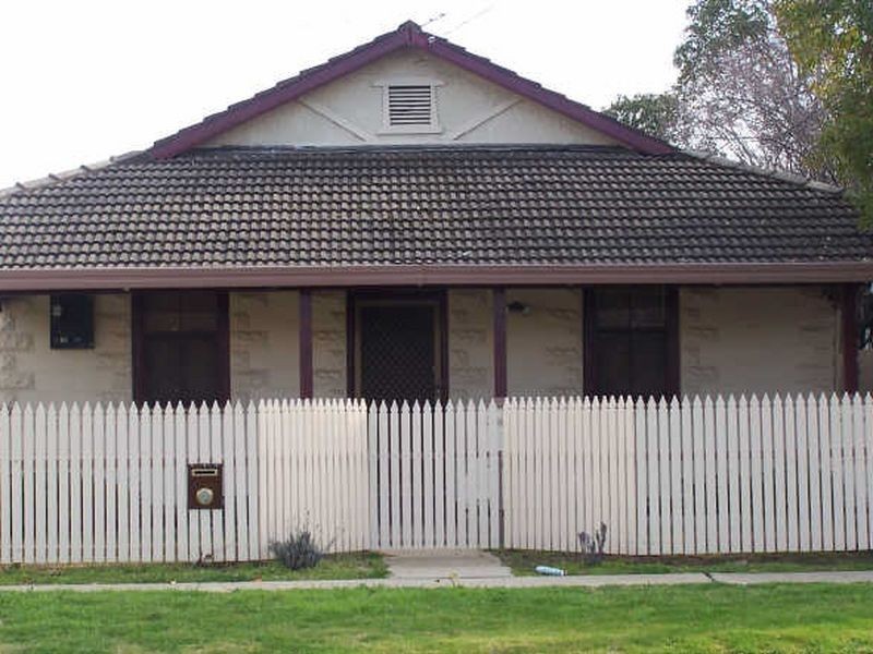 14 Bolton Street, Wagga Wagga NSW 2650