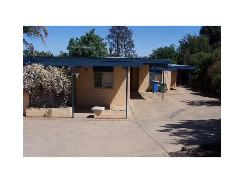 3/30 Mitchelmore Street, Turvey Park NSW 2650