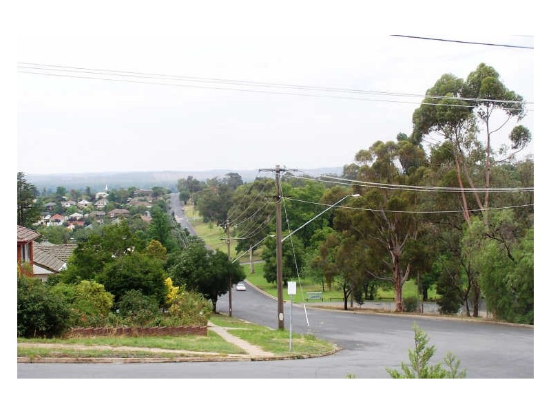 132 Macleay Street, Mount Austin NSW 2650