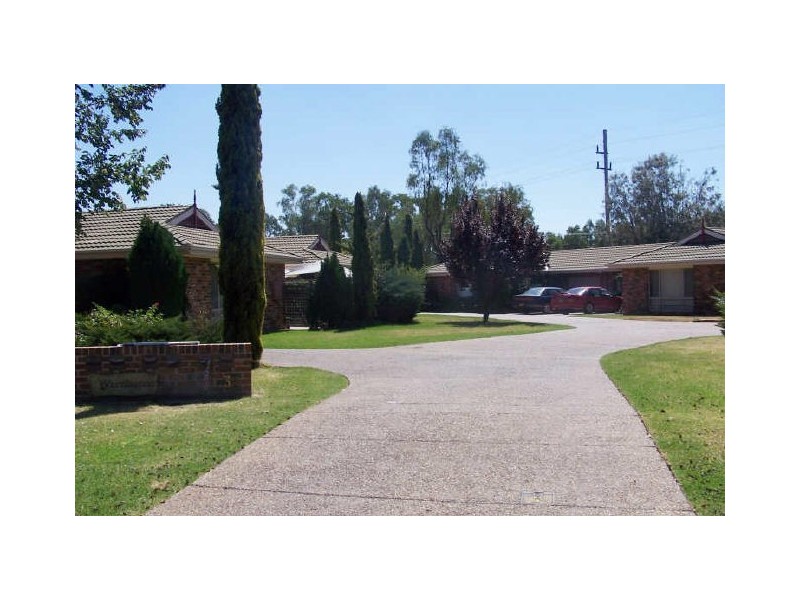 2/34 Lonergan Place, Wagga Wagga NSW 2650