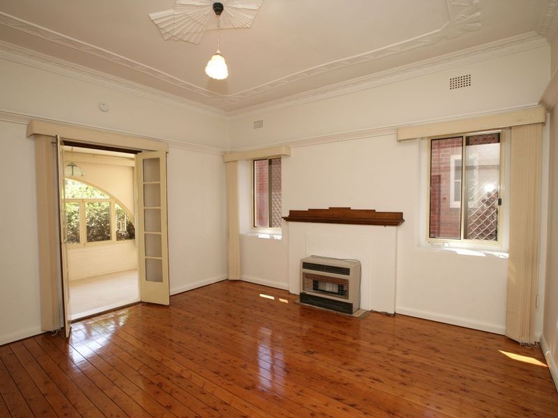 12 Darlow Street, Wagga Wagga NSW 2650