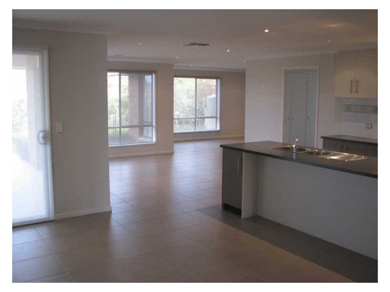 10 Budawang Place, Wagga Wagga NSW 2650