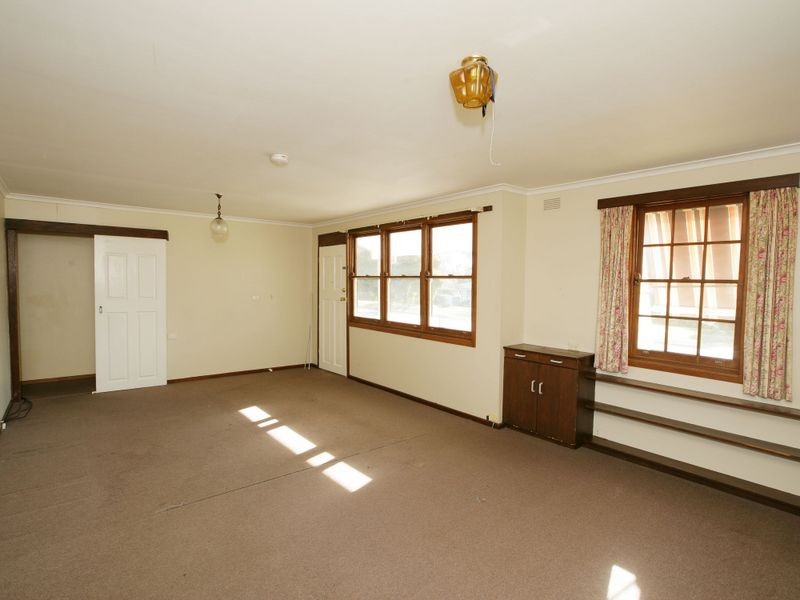 14 Mumford Street, Ashmont NSW 2650