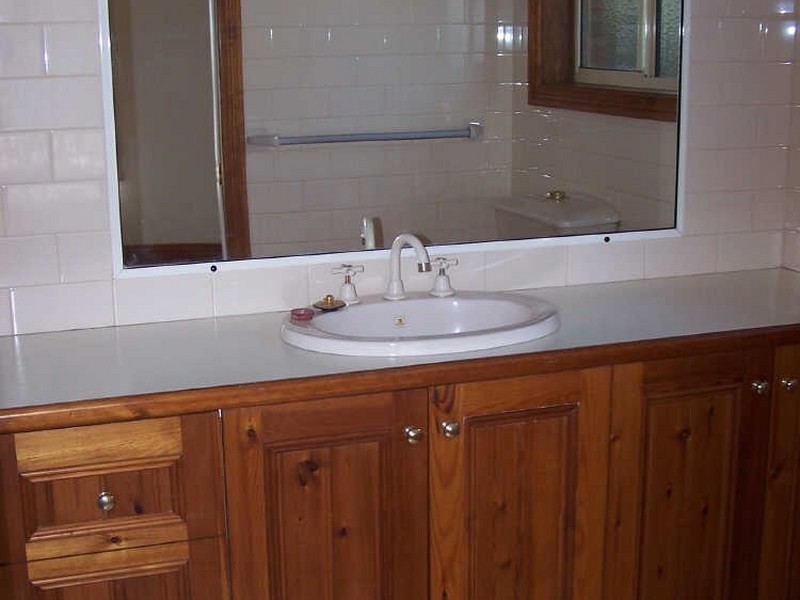 25 Lamilla Street, Glenfield Park NSW 2650