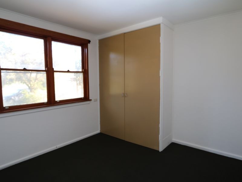 11 Madang Street, Ashmont NSW 2650