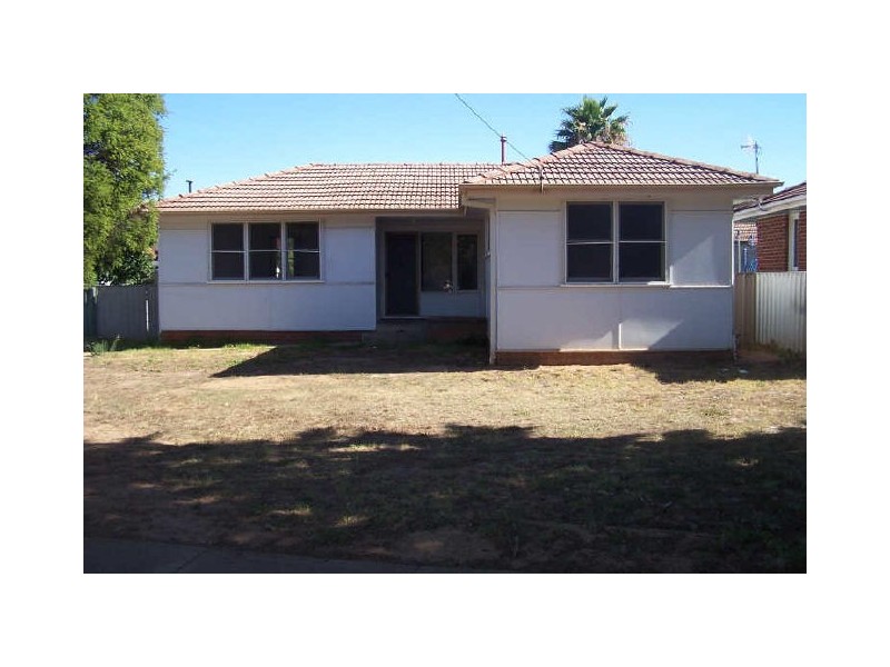 10 Madang Street, Wagga Wagga NSW 2650
