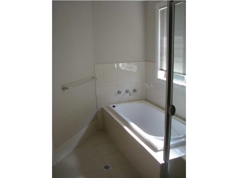 5 Quondong Place, Forest Hill NSW 2651