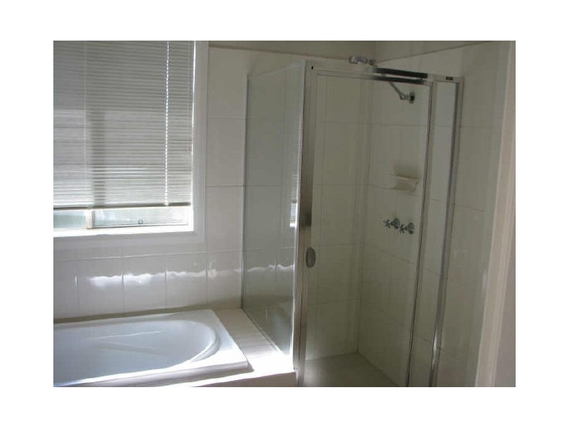 5 Quondong Place, Forest Hill NSW 2651