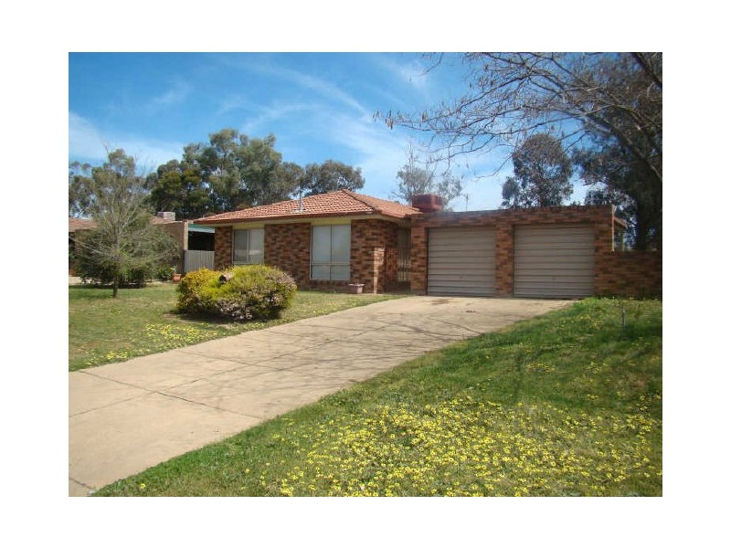 20 Elanora Place, Wagga Wagga NSW 2650