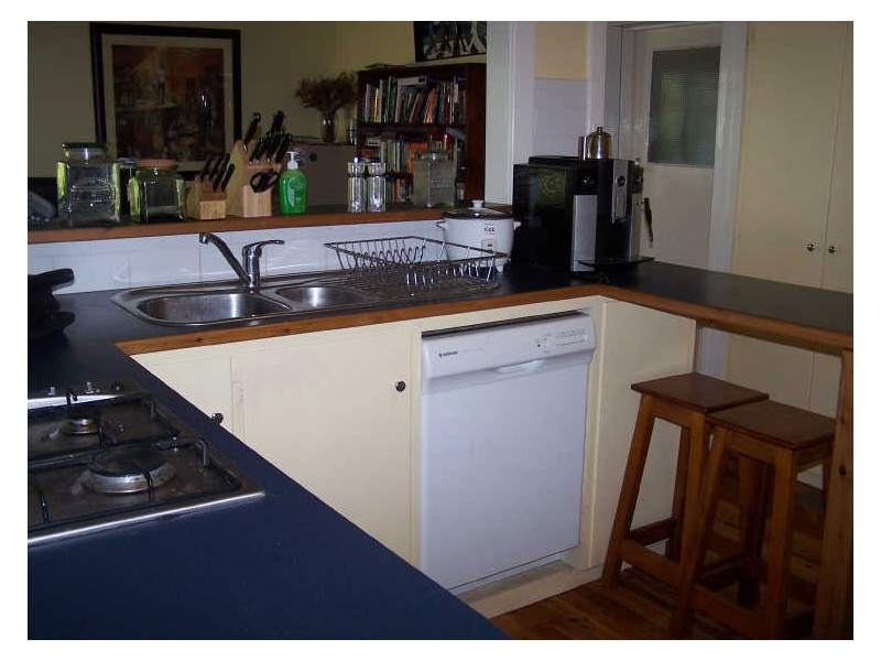 36 Hodson Avenue, Turvey Park NSW 2650