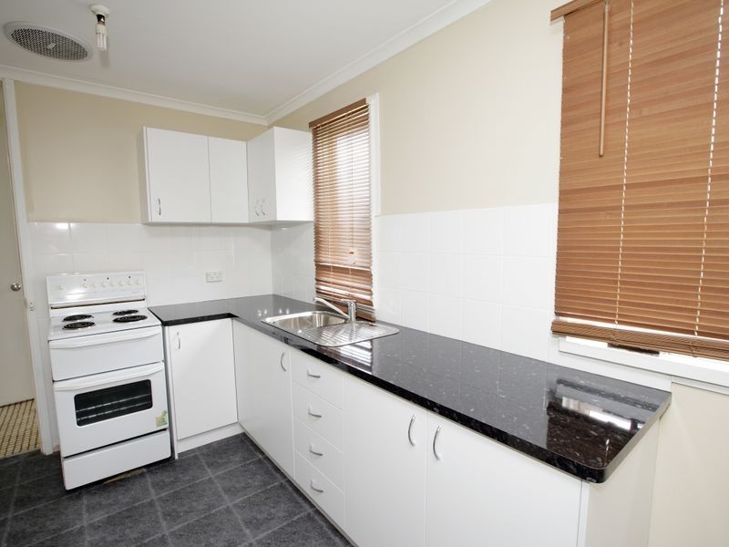 69 Mckell Avenue, Mount Austin NSW 2650