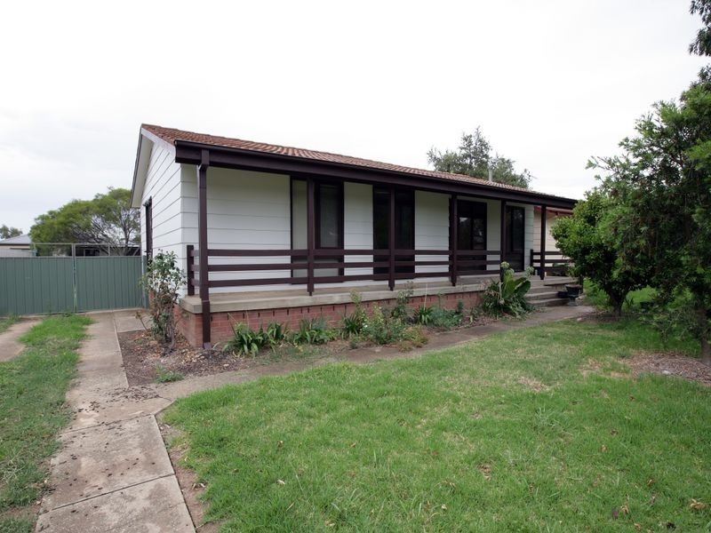 69 Mckell Avenue, Mount Austin NSW 2650