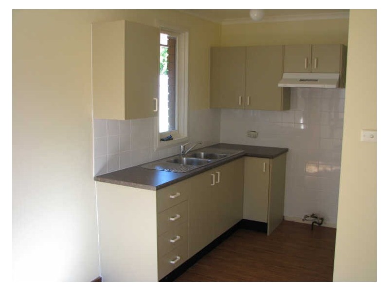 36 Bruce Street, Wagga Wagga NSW 2650