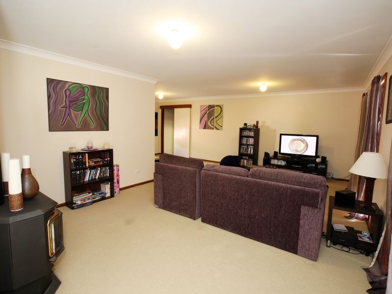 35 Mallory Street, Ashmont NSW 2650