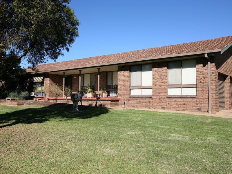 35 Mallory Street, Ashmont NSW 2650