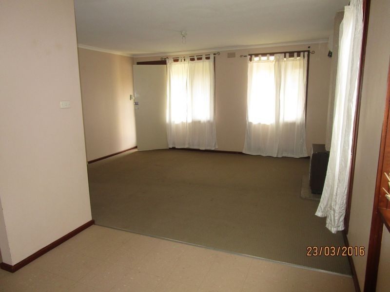 34 Bruce Street, Tolland NSW 2650