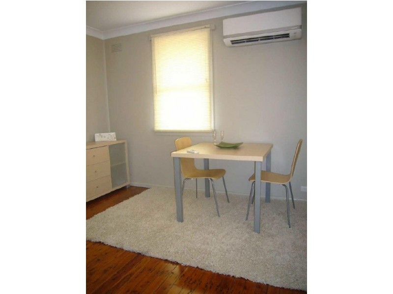 27 McKell Ave, Wagga Wagga NSW 2650