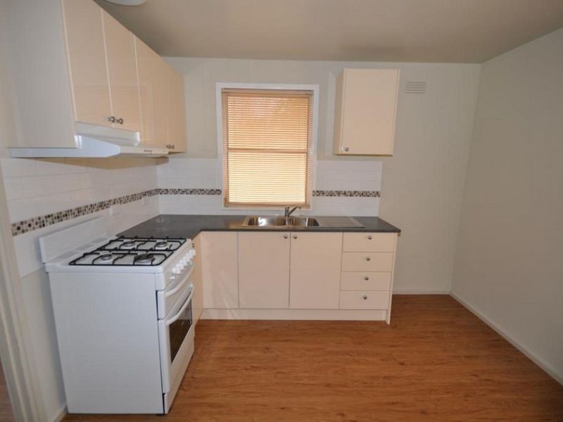 42 Adams Street, Ashmont NSW 2650