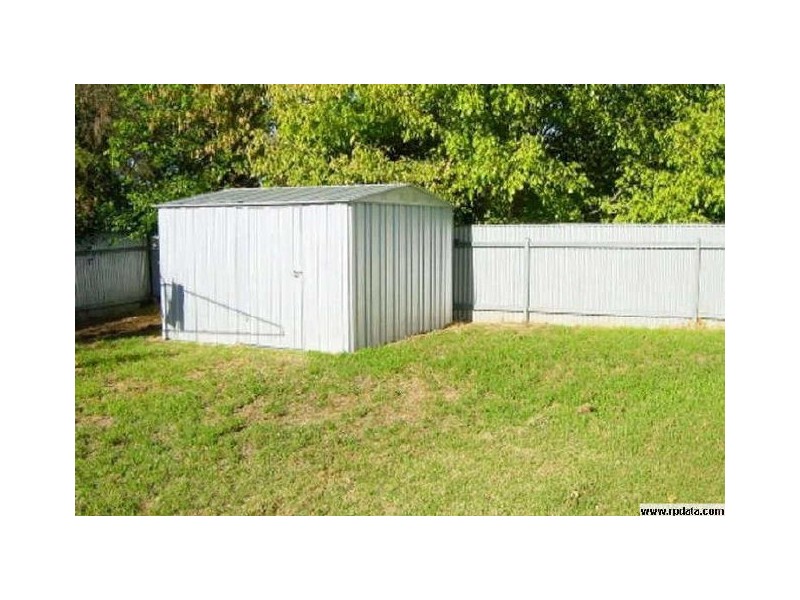 221 Fernleigh Road, Wagga Wagga NSW 2650