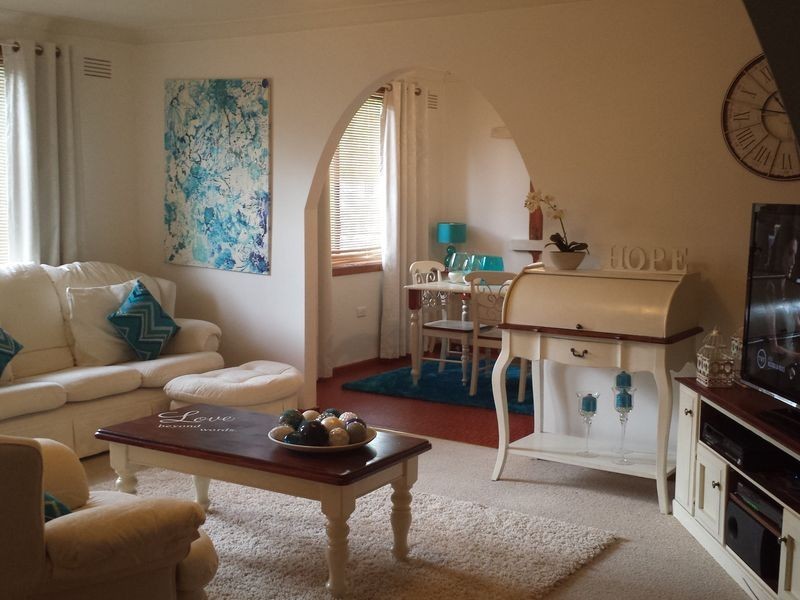 15 White Avenue, Kooringal NSW 2650