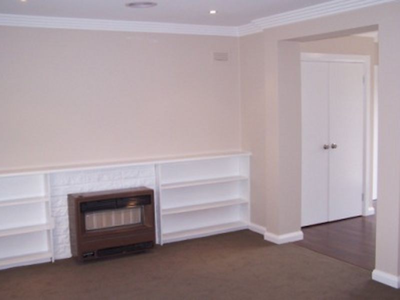 18 Walana Crescent, Kooringal NSW 2650