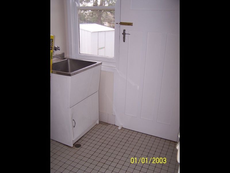 5 Baird Avenue, Kooringal NSW 2650