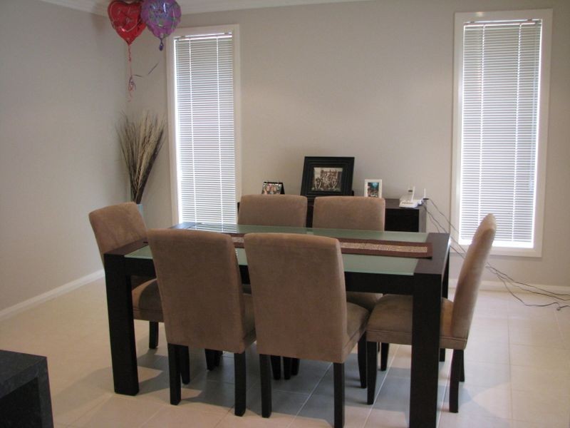 5 Quandong, Forest Hill NSW 2651