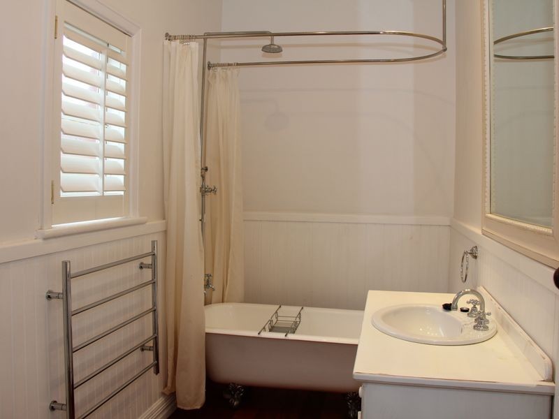 6 Little Best Street, Wagga Wagga NSW 2650