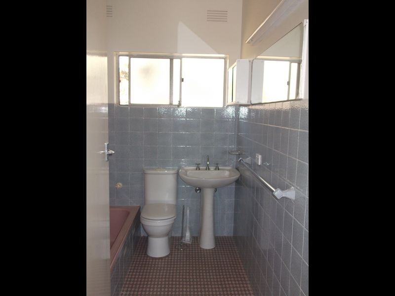32 Warrawong Street, Wagga Wagga NSW 2650