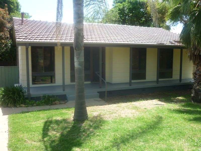 44 Adams Street, Ashmont NSW 2650