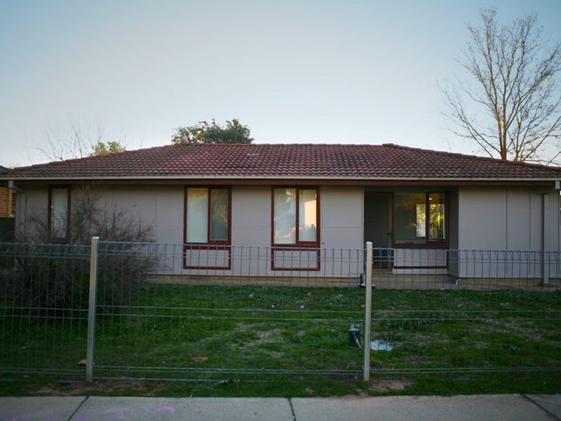 163 Raye Street, Tolland NSW 2650
