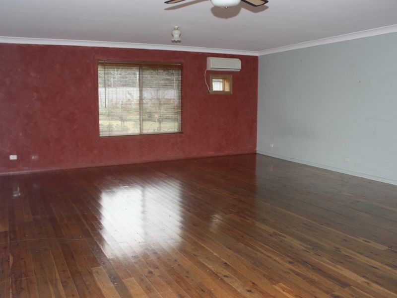 57 Heath Street, Turvey Park NSW 2650