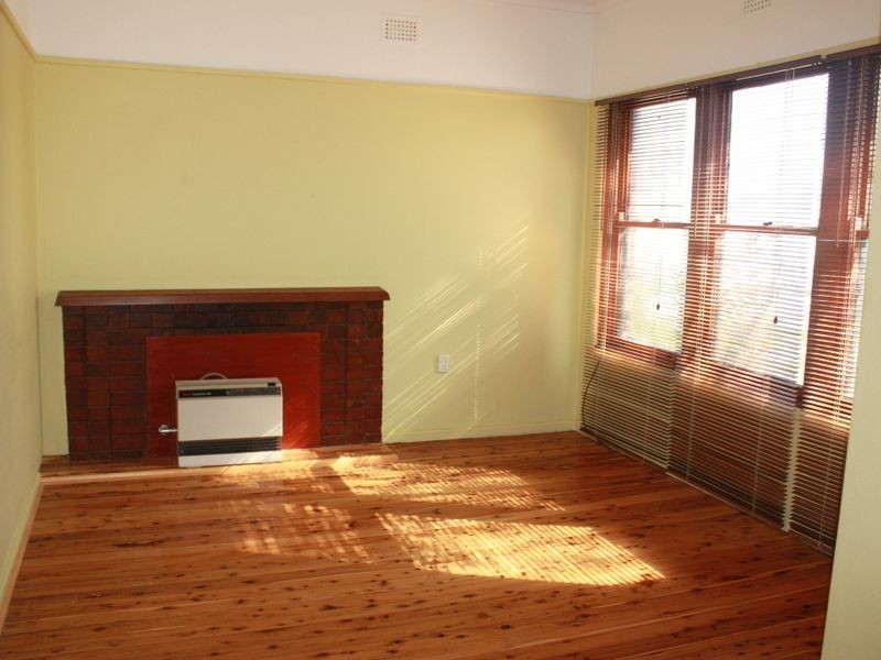 57 Heath Street, Turvey Park NSW 2650