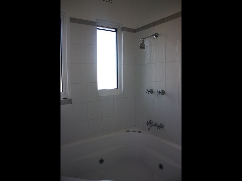 57 Heath Street, Turvey Park NSW 2650