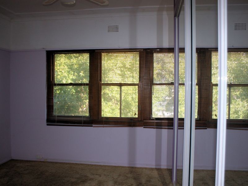 57 Heath Street, Turvey Park NSW 2650