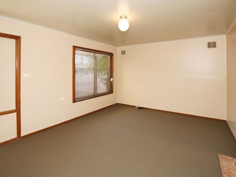 155 Raye Street, Tolland NSW 2650