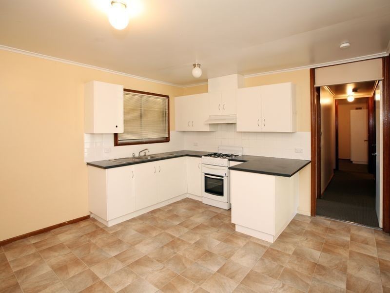 155 Raye Street, Tolland NSW 2650