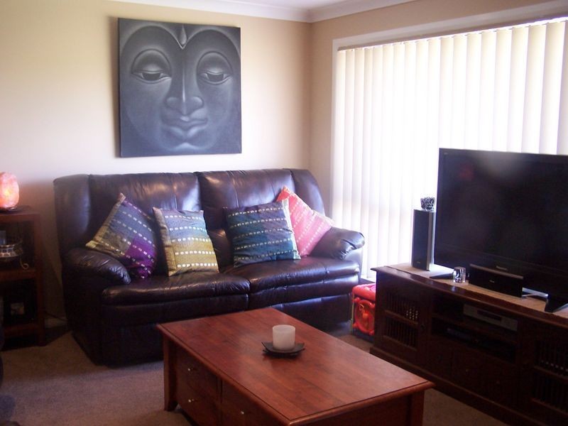 68 Kaloona Drive, Bourkelands NSW 2650