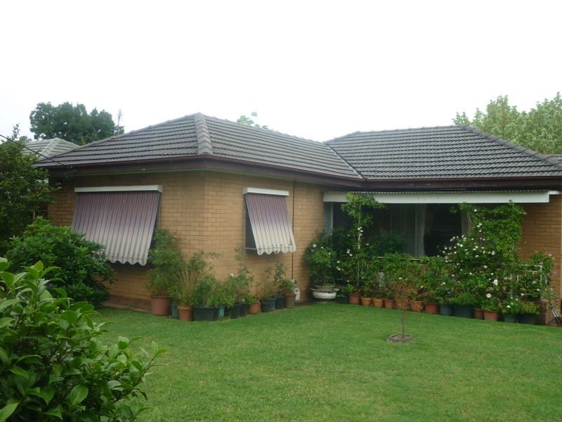 272 Bourke Street, Tolland NSW 2650