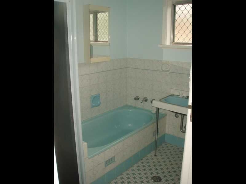 272 Bourke Street, Tolland NSW 2650