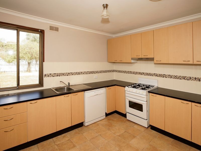 68 Connorton Avenue, Ashmont NSW 2650